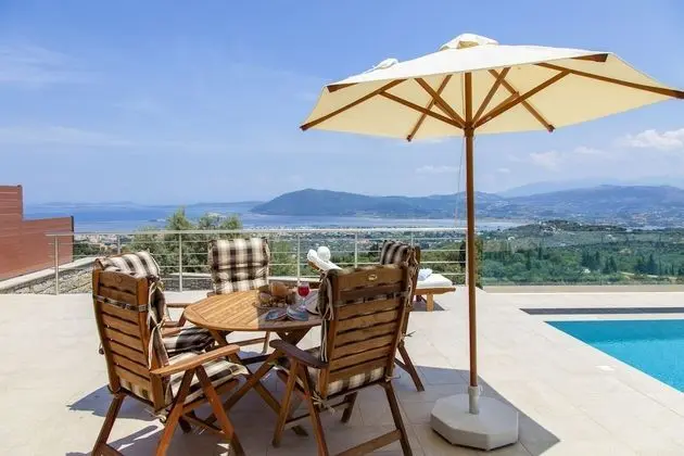 Villa (Melia)