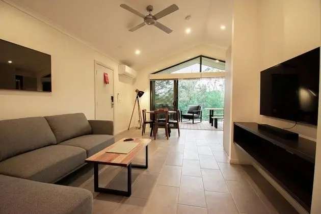 Villa, 2 Yatak Odası, Mutfak (Boronia Villa - withTesla EV chargers)