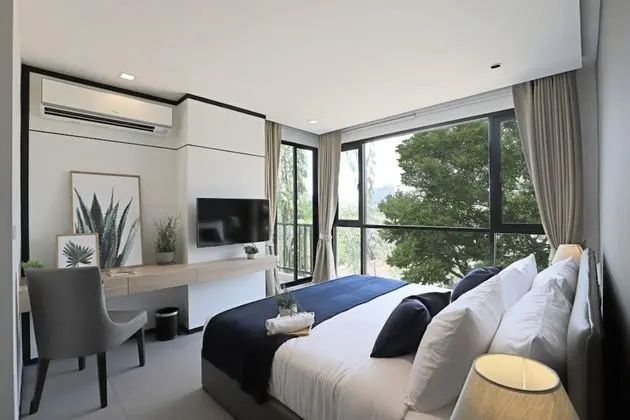Three Bedroom Royal Suites