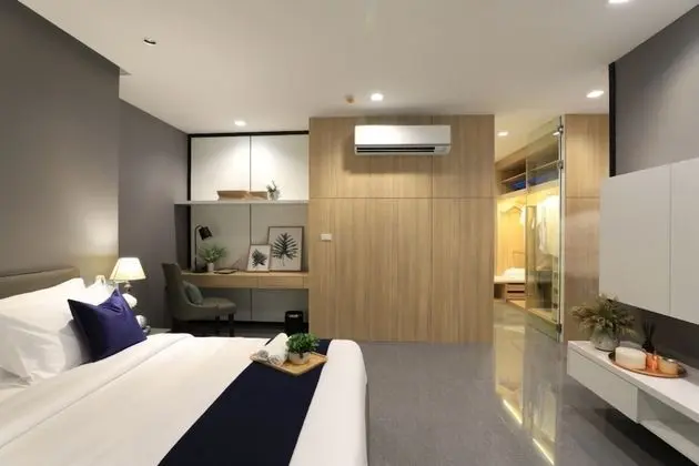 Three Bedroom Royal Suites