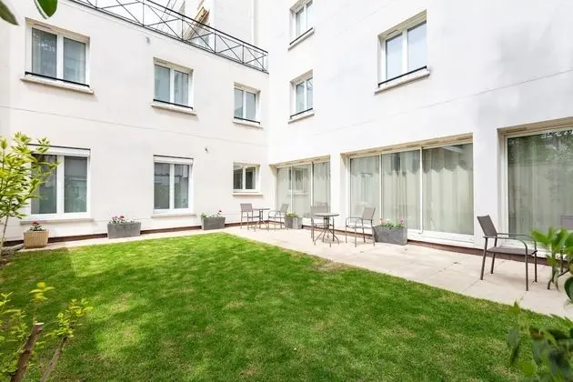 Superior Tek Büyük Yataklı Oda, Bahçe Manzaralı