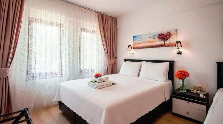 Triple, Şehir Manzaralı