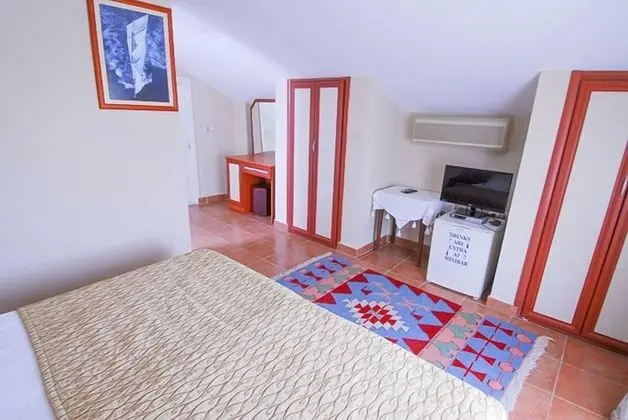 Tek Büyük veya İki Ayrı Yataklı Oda