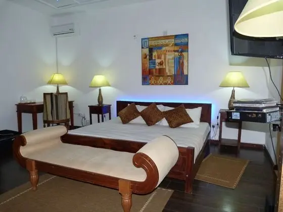 Deluxe Tek Büyük Yataklı Oda