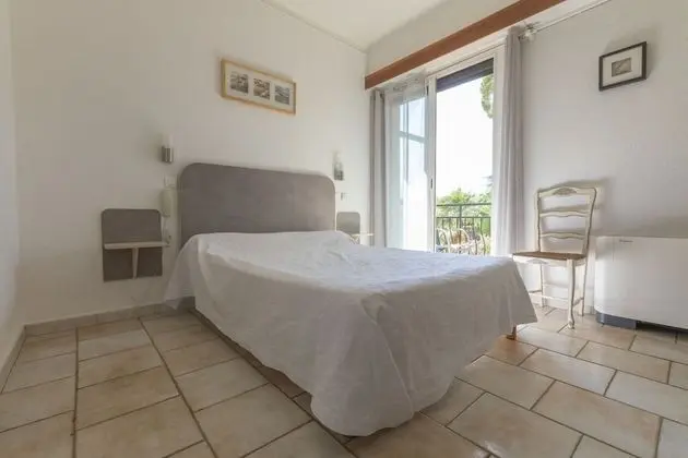 Comfort Tek Büyük Yataklı Oda, Bahçe Manzaralı