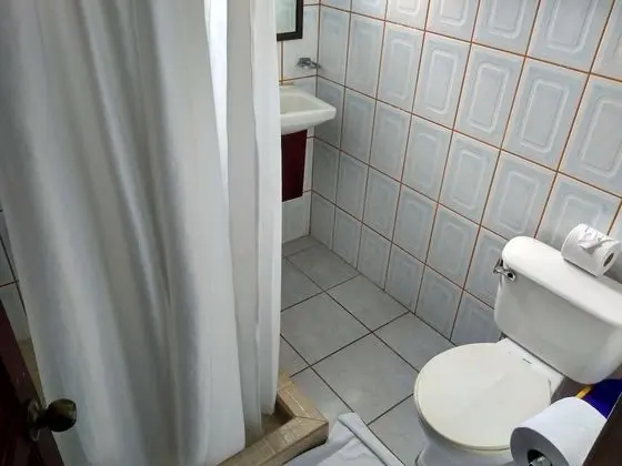 Dört Kişilik Oda, 2 Çift Kişilik Yatak