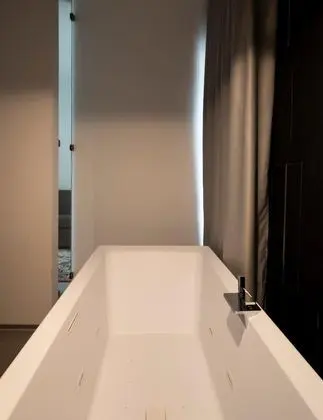 Ev