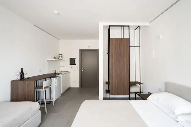 Deluxe Studio Suite (3pax) - 104