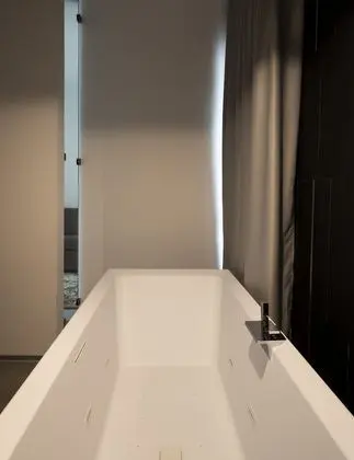 Junior Suite, Hot Tub (4pax) - 107
