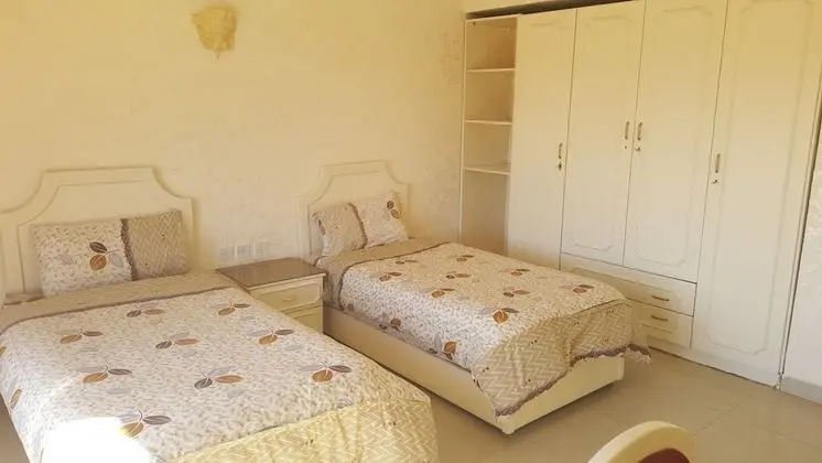 Family Büyük Yataklı Tek Kişilik Oda, 2 Yatak Odası