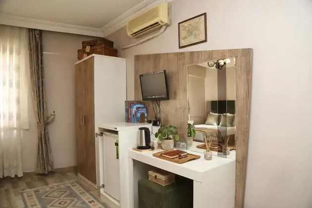 Standart Üç Kişilik Şehir manzaralı Oda