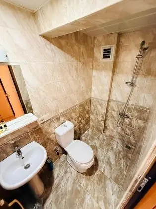 Twin, Şehir Manzaralı, Üst Kat