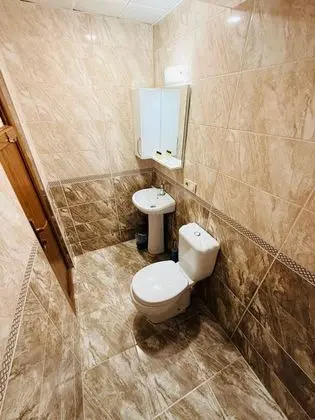 Twin, Şehir Manzaralı, Üst Kat
