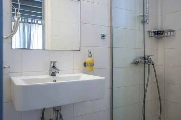 Junior Çatı Katı (Loft), 1 Büyük (Queen) Boy Yatak ve Çekyat, Sigara İçilebilir