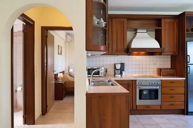 Family Villa, 4 Yatak Odası, Kişiye Özel Havuzlu, Bahçe Manzaralı (Alkyoni)