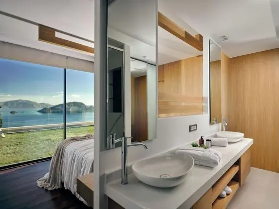 Luxury Villa, 4 Yatak Odası, Kişiye Özel Havuzlu, Deniz Manzaralı (Plumage)
