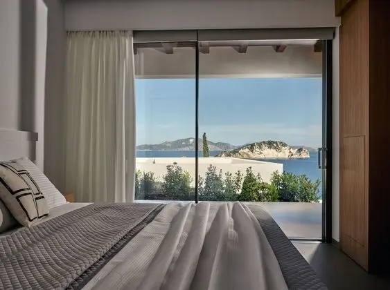 Luxury Stüdyo Süit, Kişiye Özel Havuzlu, Deniz Manzaralı (Feather)
