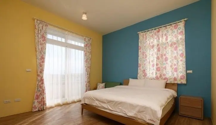 Tek Büyük Yataklı Oda, Balkon