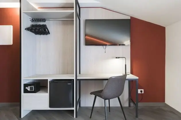 Comfort Tek Büyük Yataklı Oda
