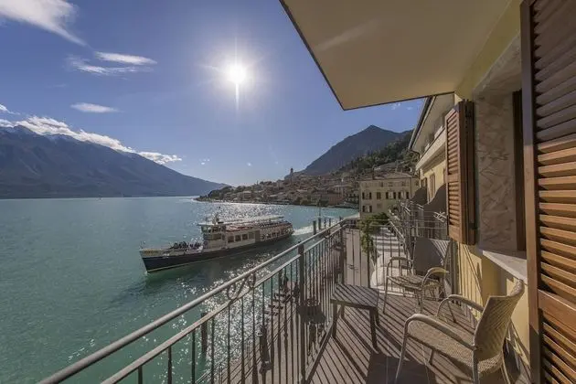 Deluxe Üç Kişilik Oda, Balkon, Göl Manzaralı