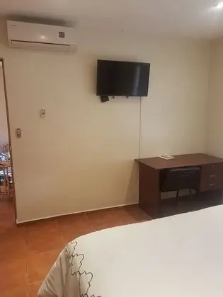 Premium Oda, 1 Büyük (Queen) Boy Yatak