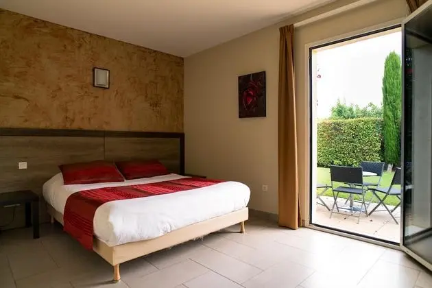 Standard Dubleks (Pavillon)