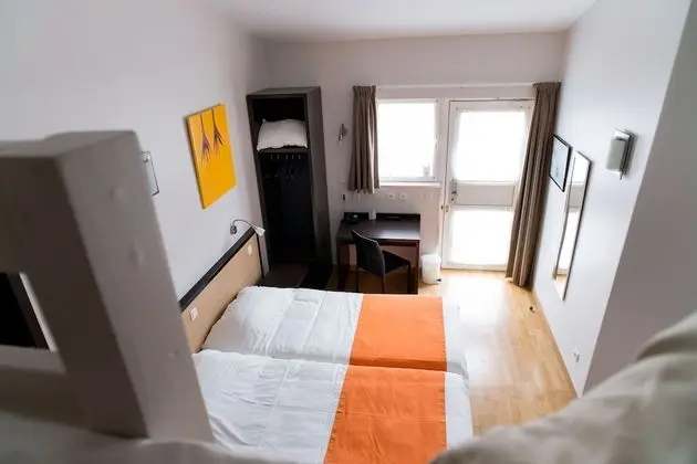 Standard Tek Büyük veya İki Ayrı Yataklı Oda