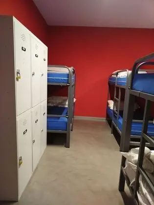 Standard Ortak Ranzalı Oda, Karma Ranzalı Oda, Ortak Banyo, Şehir Manzaralı