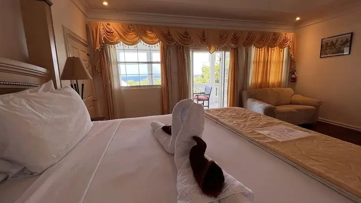 Luxury Tek Büyük Yataklı Oda, 1 En Büyük (King) Boy Yatak, Jakuzi, Okyanus Manzaralı