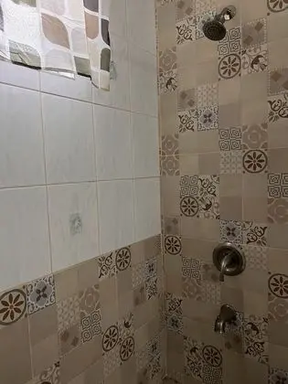 Standard Tek Büyük Yataklı Oda, 1 Büyük (Queen) Boy Yatak, Havuz Kullanımı, Bahçe Manzaralı