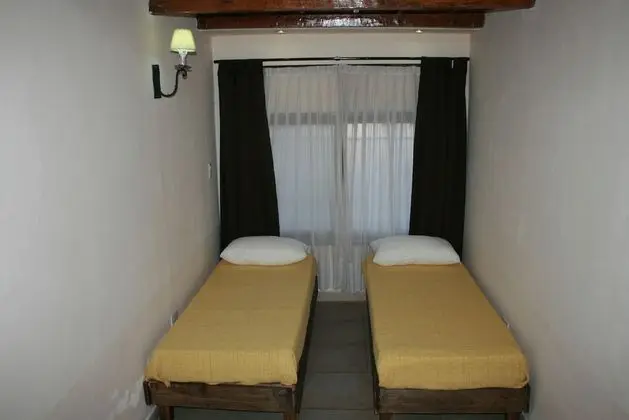 Üç Kişilik Oda, Ortak Banyo