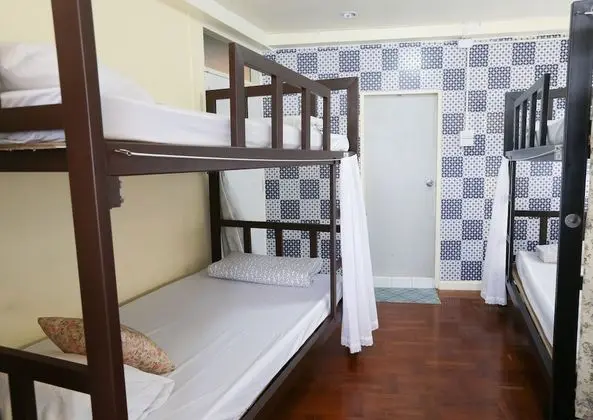 Deluxe Dormitory