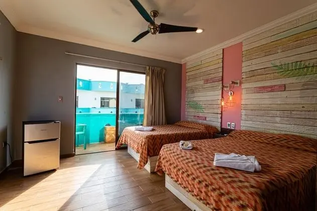 Oda, 2 Çift Kişilik Yatak, Balkon, Kısmi Deniz Manzarası
