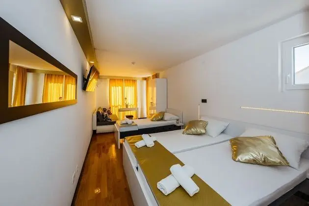 Standard Üç Kişilik Oda