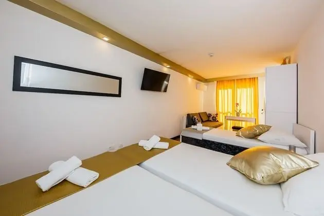 Standard Üç Kişilik Oda