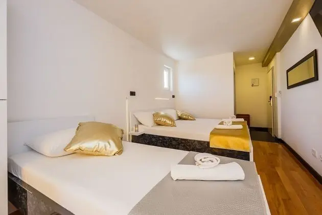 Standard Üç Kişilik Oda