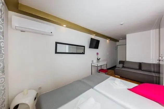 Standard Üç Kişilik Oda