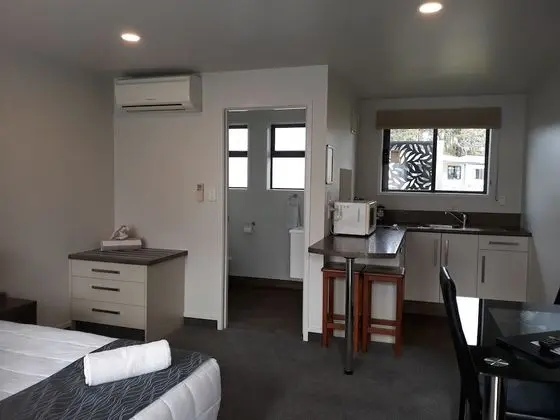 Motel studio
