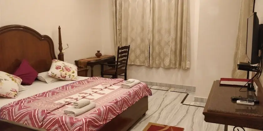 Tek Büyük veya İki Ayrı Yataklı Oda