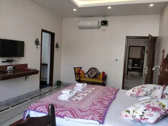 Tek Büyük veya İki Ayrı Yataklı Oda
