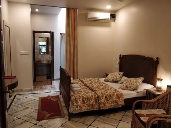 Tek Büyük veya İki Ayrı Yataklı Oda