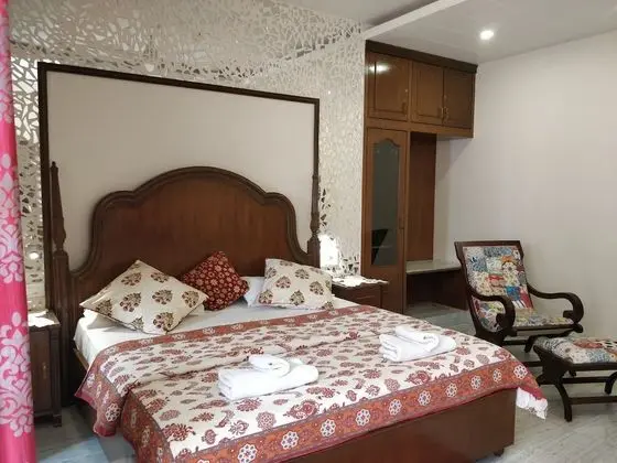 Tek Büyük veya İki Ayrı Yataklı Oda