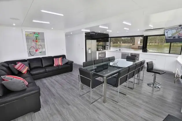 Karavan, 6 Yatak Odası, Nehir Manzaralı