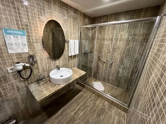 Standard Üç Kişilik Oda