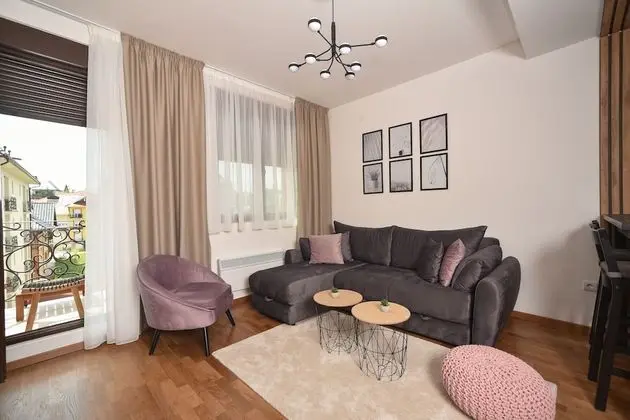 Premium Apart Daire, 1 Büyük (Queen) Boy Yatak ve Çekyat