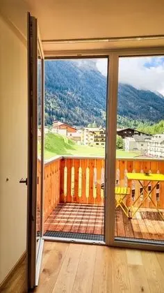 Premium Apart Daire, 1 Yatak Odası, Balkon, Dağ Manzaralı