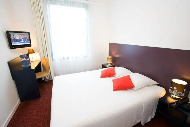 Standard Oda, 1 Büyük (Queen) Boy Yatak