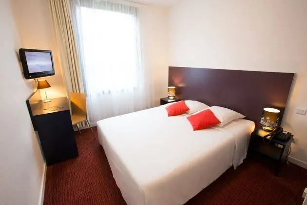 Standard Oda, 1 Büyük (Queen) Boy Yatak