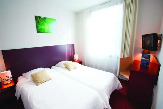 Süit, 2 Yatak Odası, Bağlantılı Odalar