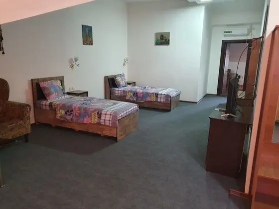 Standard Ortak Ranzalı Oda, Sadece erkekler için